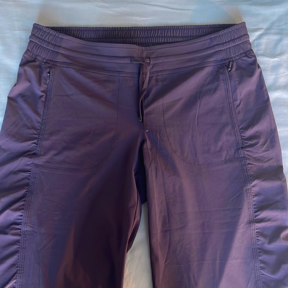 Athleta  La Viva Plum Purple Side Ruched Casual Athletic Jogger Pants